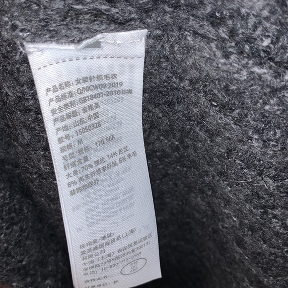 Abercrombie & Fitch Gray Pullover Turtle Neck Sweater Size Medium - Picture 6 of 8